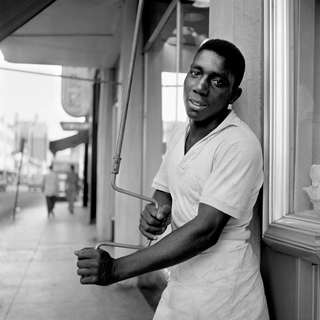 [Vivian Maier] 비비안 마이어, 유모 출신의 취미 사진가에서 세계적인 스트리트 포토그래퍼로.Photo-Image