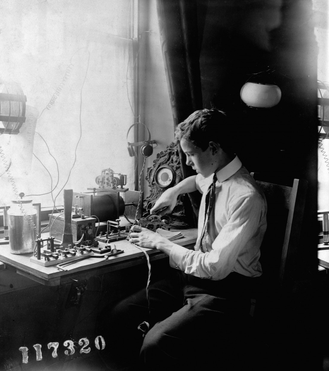 과학 The History Of The 20th Century [BBC Archive] Photo-Image