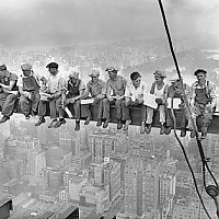 마천루 위에서의 점심 식사 (Lunch atop a Skyscraper)