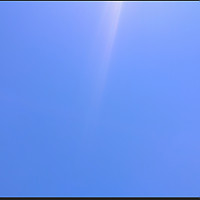 가을 하늘은 칼 한 자루 (The Autumn Sky Is a Single Blade)