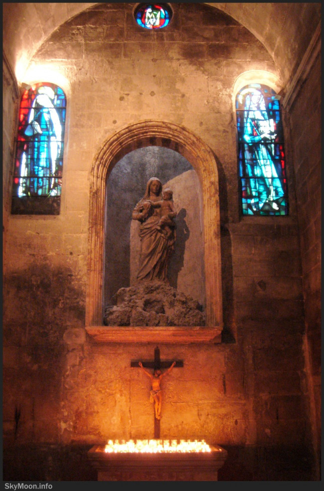 신(神)의 꿈-레보 드 프로방스 (France) Photo-Image