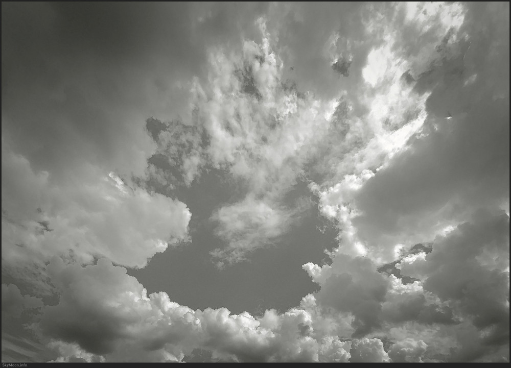 가을 하늘은 칼 한 자루 (The Autumn Sky Is a Single Blade) Photo-Image