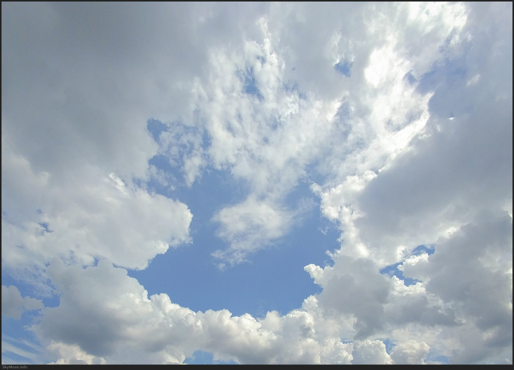 가을 하늘은 칼 한 자루 (The Autumn Sky Is a Single Blade) Photo-Image